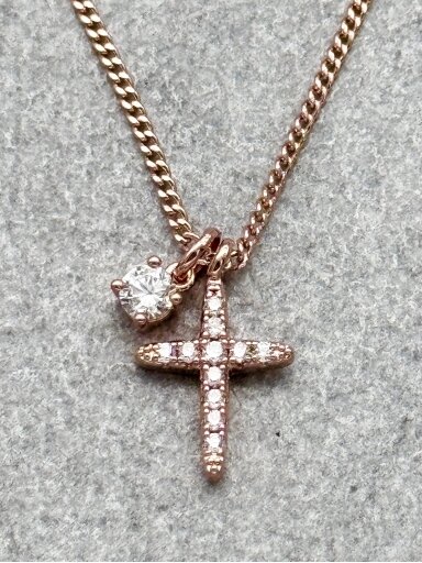 Necklace cross