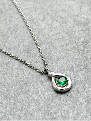 Necklace SHIMMERING GREEN 1