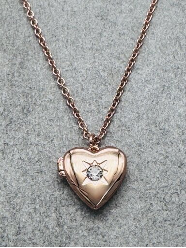Necklace medallion