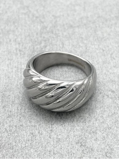 Stainless steel ring TWISTED DOME